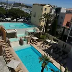 Apartment Penthouse - Jacuzzi - Terrace - Parking - 2 Pools *