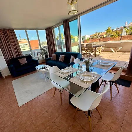Penthouse - Jacuzzi - Terrace - Parking - 2 Pools Apartment *