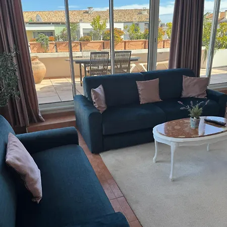 Apartment Penthouse - Jacuzzi - Terrace - Parking - 2 Pools