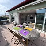 Penthouse - Jacuzzi - Terrace - Parking - 2 Pools Апартаменти Антіб