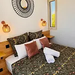 Апартаменти Penthouse - Jacuzzi - Terrace - Parking - 2 Pools Антіб