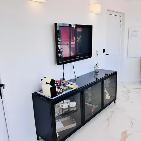 Penthouse - Jacuzzi - Terrace - Parking - 2 Pools 公寓 昂蒂布