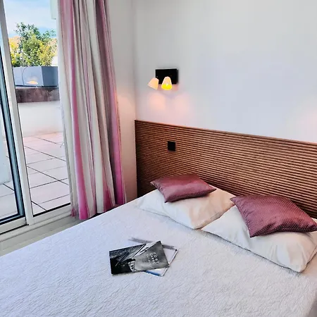 Penthouse - Jacuzzi - Terrace - Parking - 2 Pools Apartamento