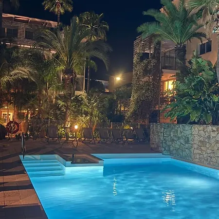 Penthouse - Jacuzzi - Terrace - Parking - 2 Pools *