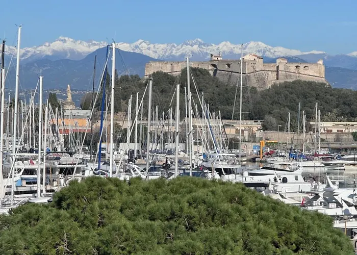 Penthouse - Jacuzzi - Terrace - Parking - 2 Pools Apartment