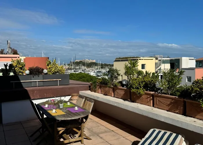 Apartamento Penthouse - Jacuzzi - Terrace - Parking - 2 Pools Antibes