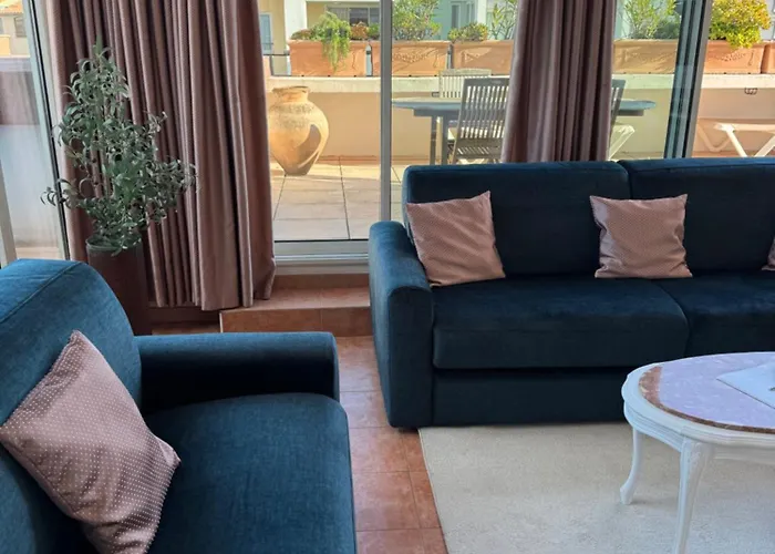 Penthouse - Jacuzzi - Terrace - Parking - 2 Pools Apartment Antibes