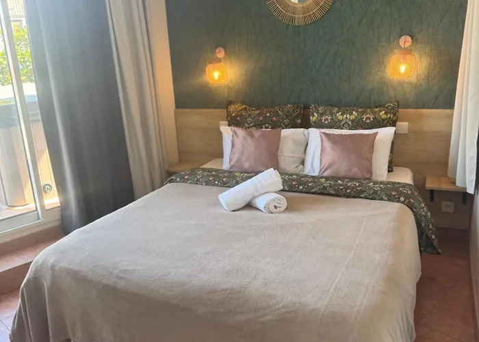 Penthouse - Jacuzzi - Terrace - Parking - 2 Pools Apartment